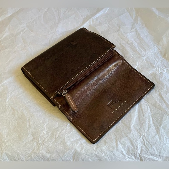 Vintage Fossil Billfold Wallet - Picture 10 of 12